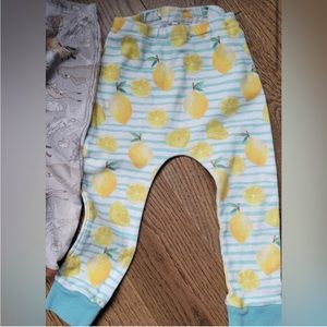 Olive Me handmade lemon leggings